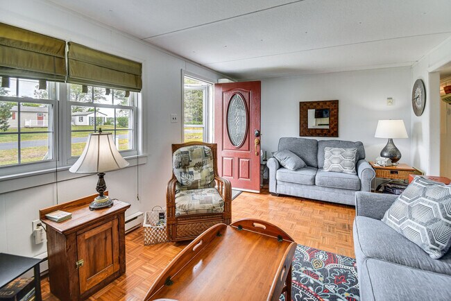 Building Photo - 31345 Sunset Dr