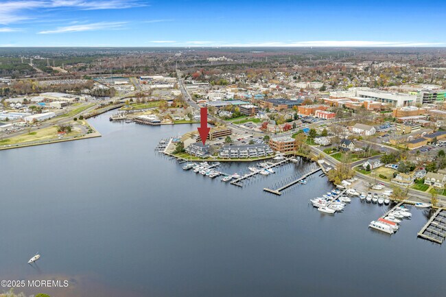 Building Photo - 85 E Water St