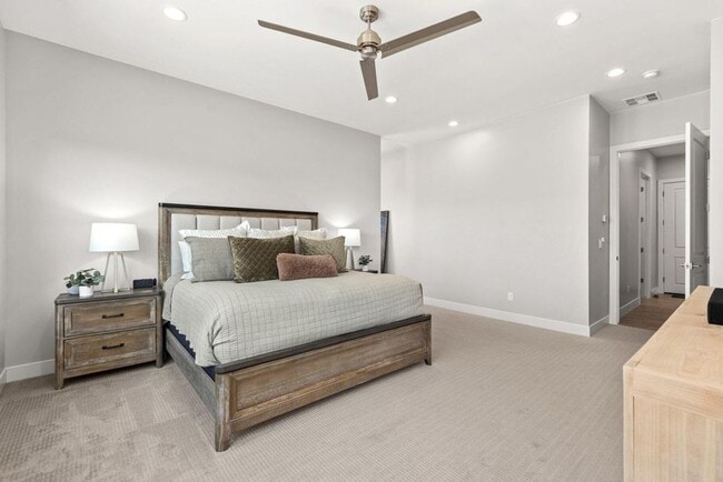 Building Photo - Beautiful 4 Bedroom Home!