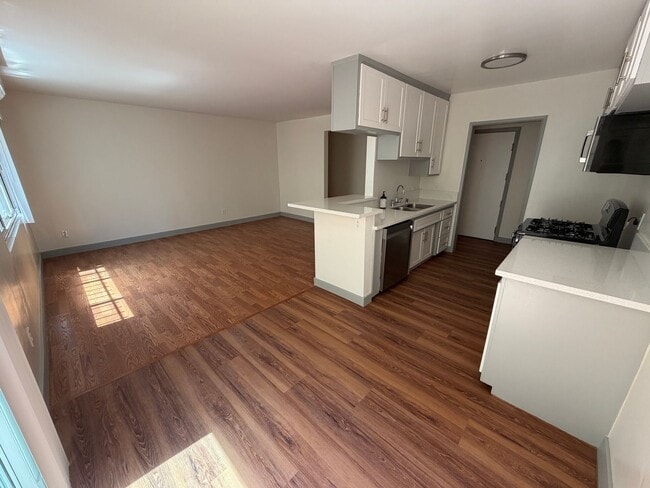 Interior Photo - s7769