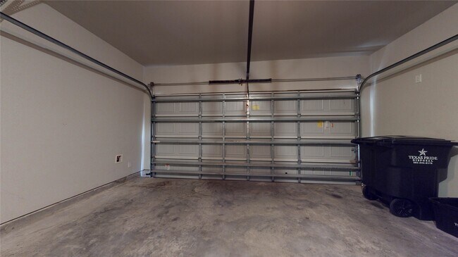 Building Photo - 28715 Possession Island Ln