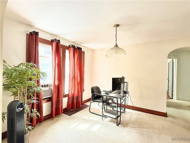 Building Photo - 245 Hamilton Dr