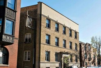 Building Photo - 617 W Drummond