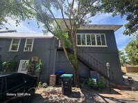 Building Photo - 7306 Earlwood Ave