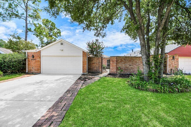 Primary Photo - 13127 Stancliff Oaks St