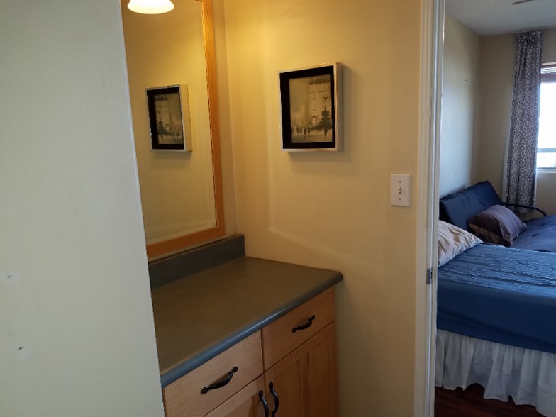 Building Photo - 1684 Ala Moana Blvd