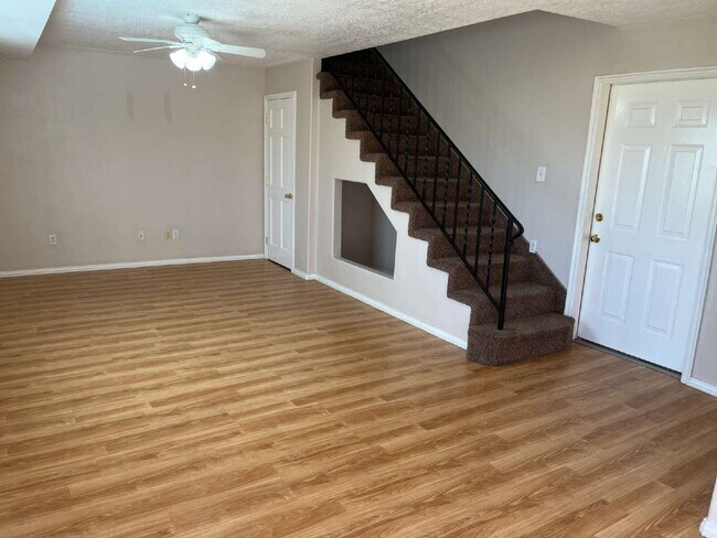 Building Photo - Wonderful 4 bed 3 bath home in Saint George