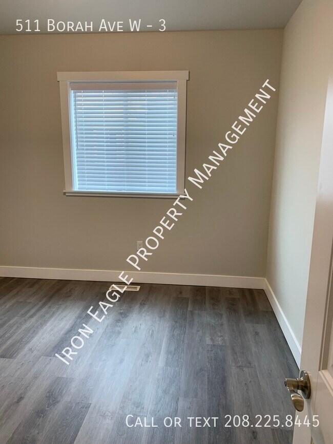 Building Photo - 511 Borah Ave W