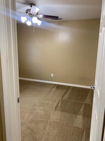 Building Photo - 13514 Dromore Ct