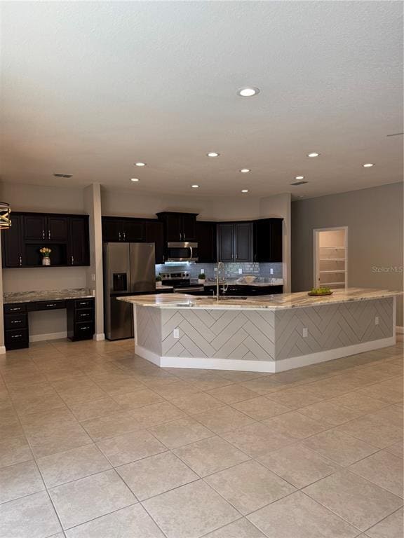 Building Photo - 5829 Valentino Way