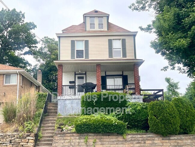 Primary Photo - 1632 Steuben St