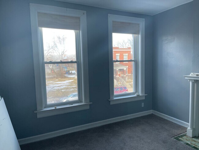 Building Photo - 4440-B Gibson Ave