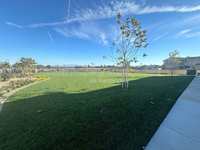 Building Photo - 97 S Nevada Ave