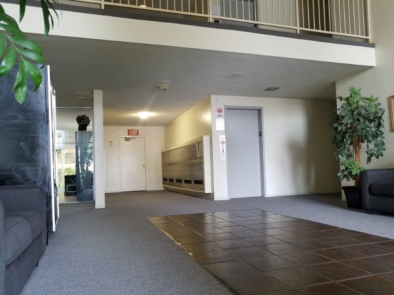 Building Photo - 10640 Colima Rd