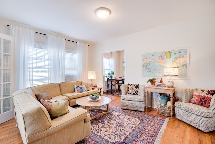 Building Photo - 4201 Locust St