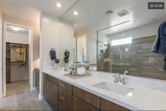 Building Photo - 1154 S Tumbleweed Ln