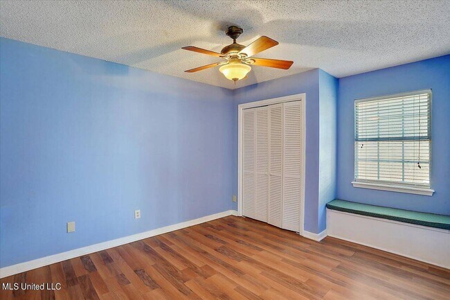 Building Photo - 607 Harbor Ridge Dr