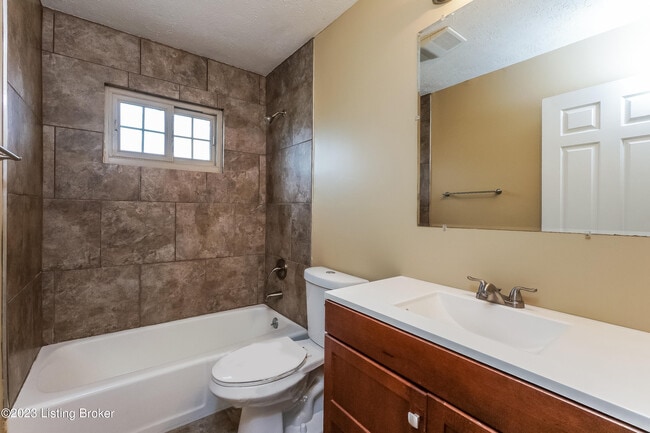 Building Photo - 5902 Stone Bluff Rd