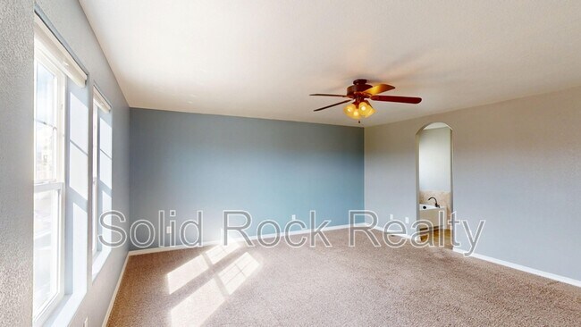 Building Photo - 8341 Needle Drop Ct
