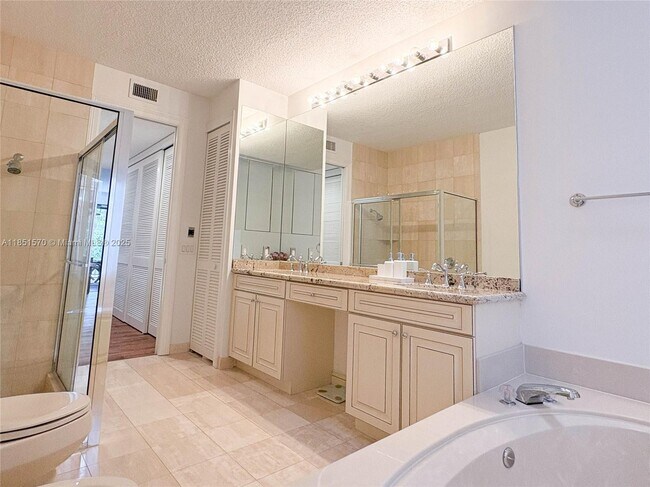 Building Photo - 2530 Windsor Way Ct