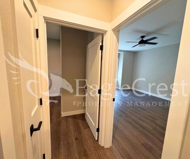 Building Photo - Contemporary Home With A Covered Patio & Quartz Countertops