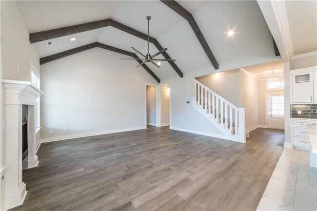 Building Photo - 6417 S 62nd St