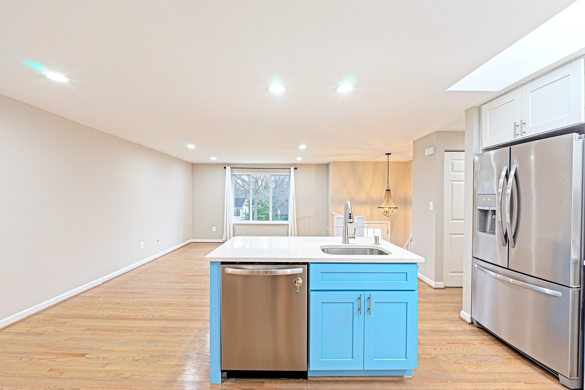 Building Photo - 9705 Locust Hill Dr