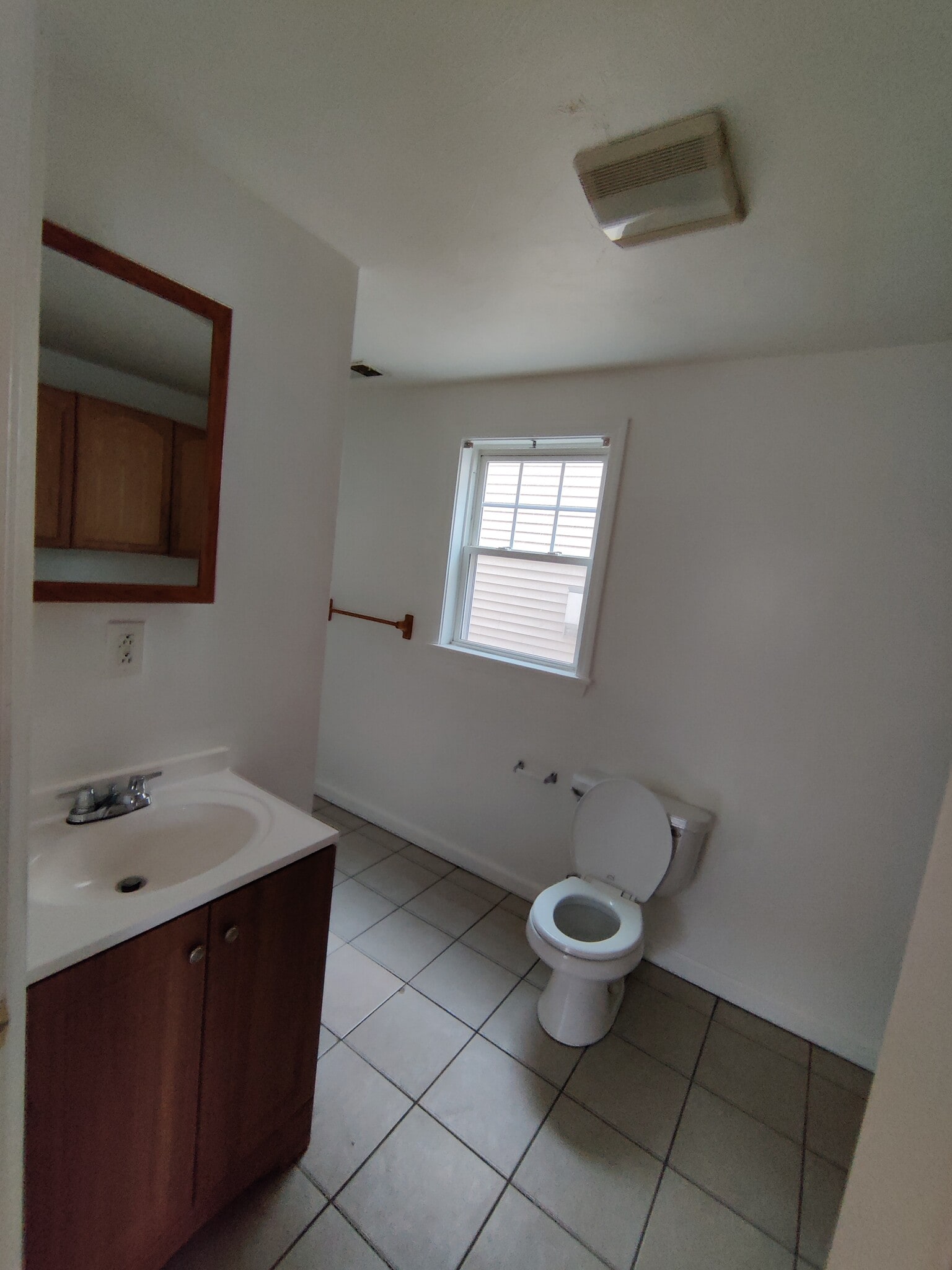 First floor full bathroom - 235-2 Columbia Rd