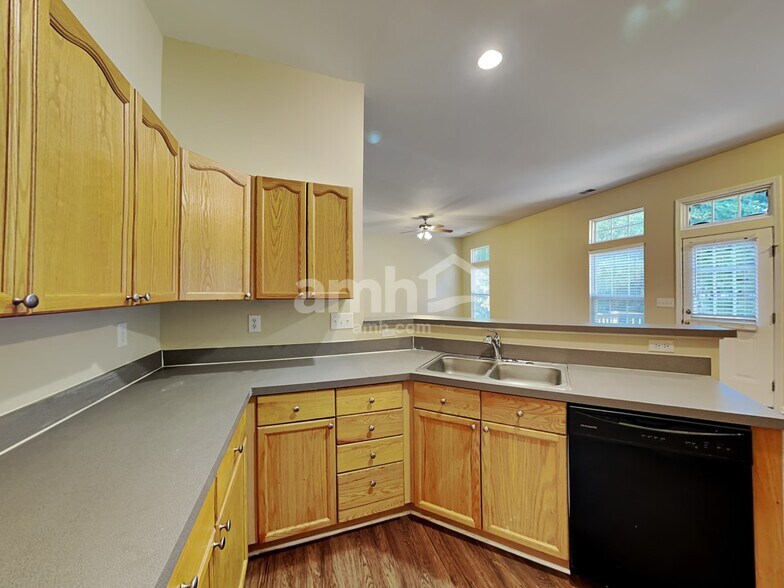Building Photo - 13429 Honeytree Ln