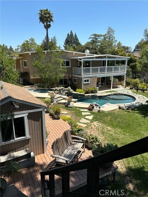 Building Photo - 1014 Hacienda Dr