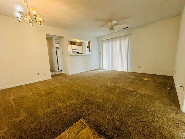 Building Photo - 400F Berryfield Lane