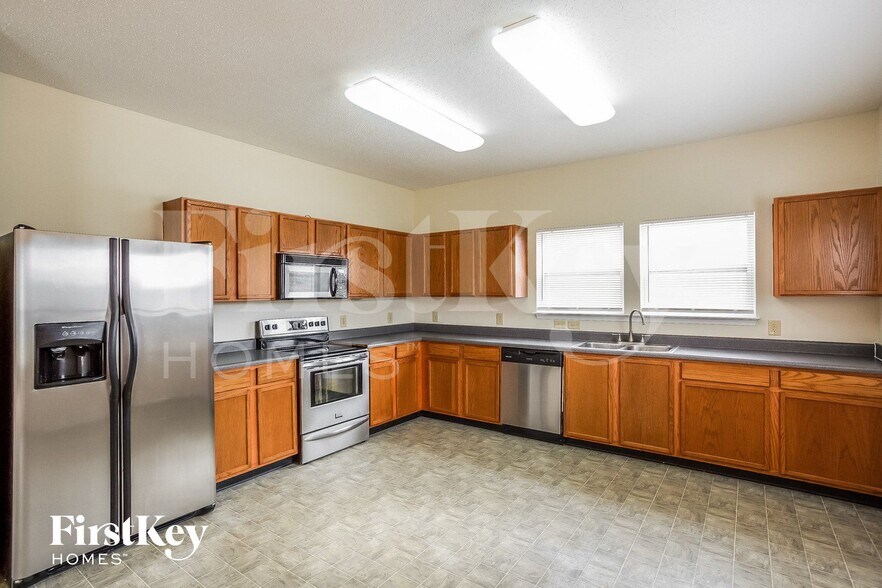 Building Photo - 1079 King Maple Dr