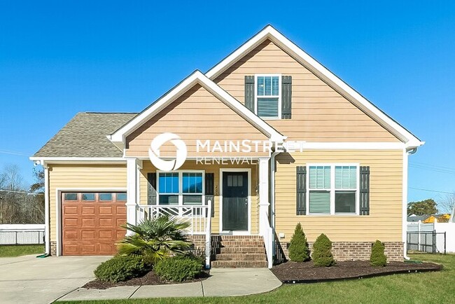 Primary Photo - 206 S Eastwood Dr