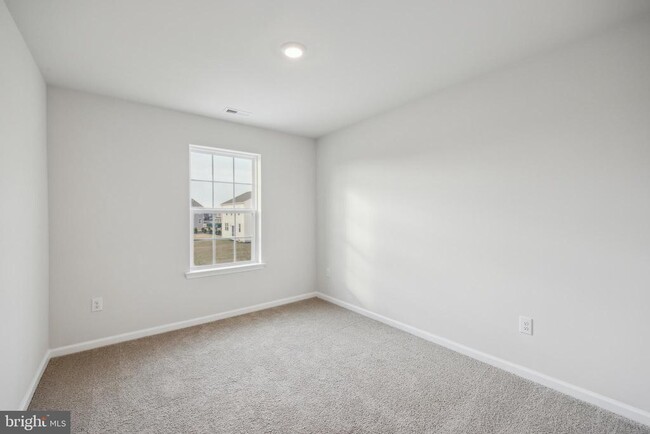 Building Photo - 107 Malibu Dr
