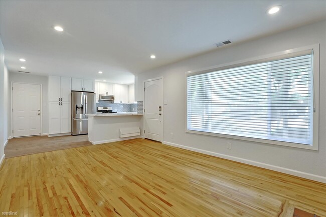 Building Photo - 2 br, 1 bath House - 541 Richmond Avenue