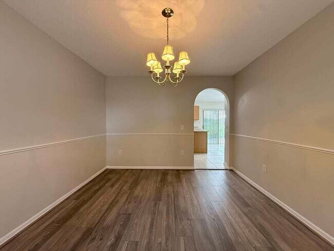 Building Photo - 13046 Waterbourne Dr