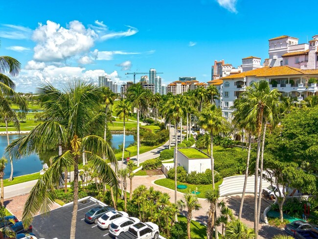 Building Photo - 19251 Fisher Island Dr