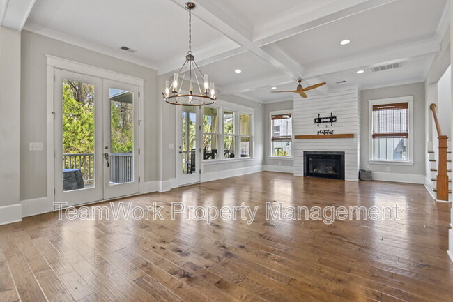 Building Photo - 1485 Menhaden Ln