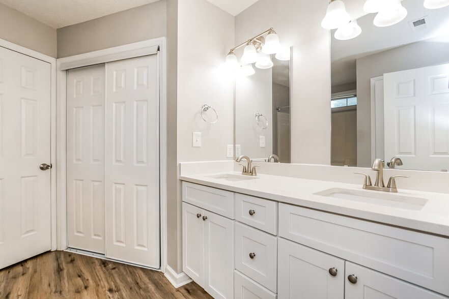 Building Photo - 2535 Blackwolf Run Ln