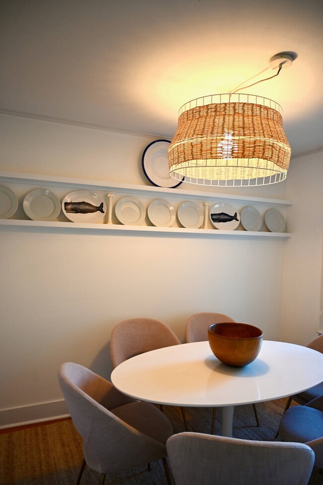 Building Photo - 72 Davids Ln