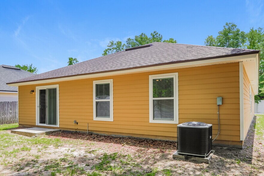 Building Photo - 8041 Byrd Landing Ct
