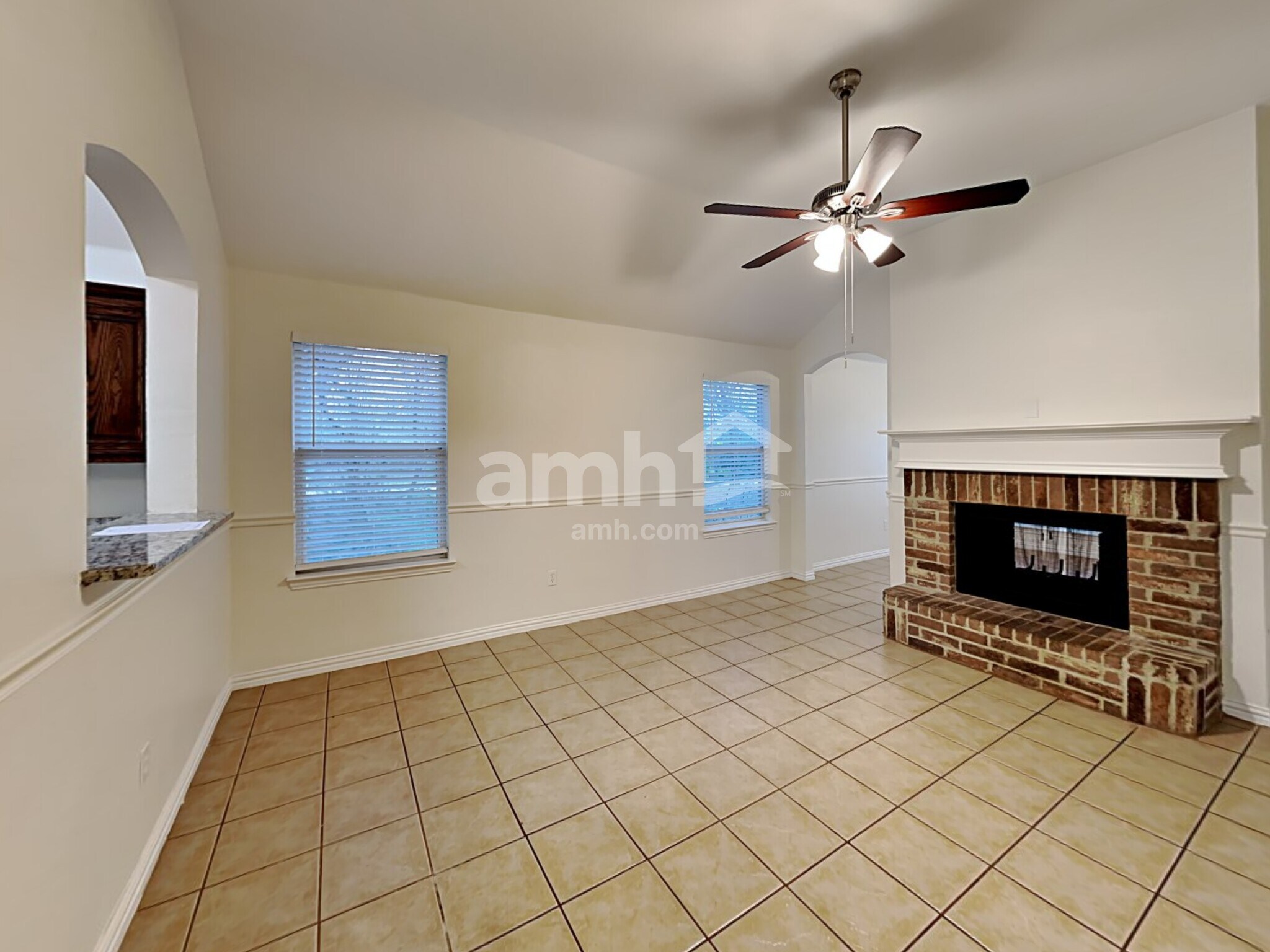 Building Photo - 87 Elmwood Trail