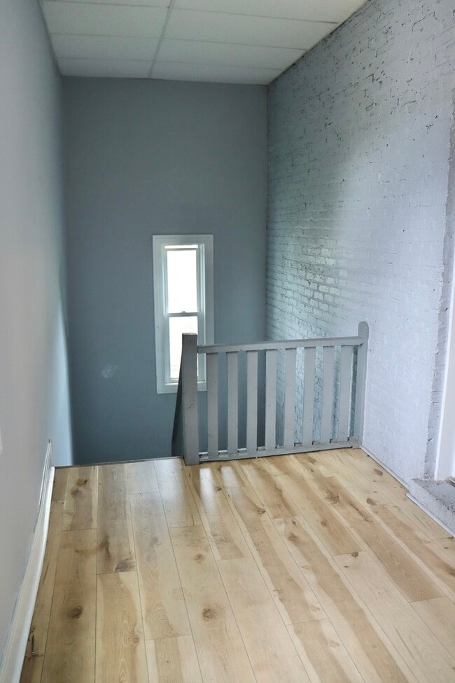 Building Photo - 5718 S Sangamon St