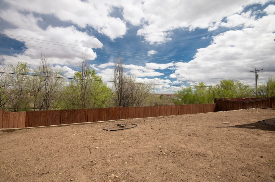 Building Photo - 6965 Sugar Creek Cir