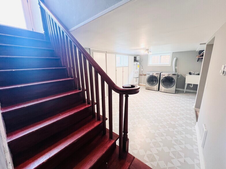 Basement Landing, Laundry Room, Storage - 1202 S Cloverdale St