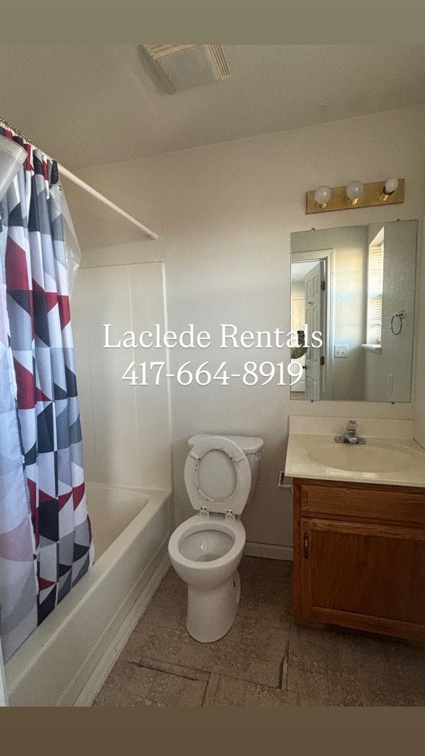 Building Photo - 1215 Glenridge St