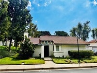 Building Photo - 950 Quarterhorse Ln