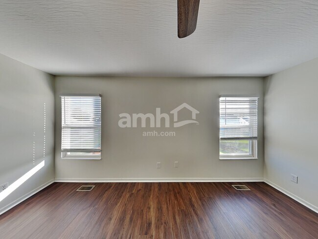 Building Photo - 13 Stoney Bluff Way