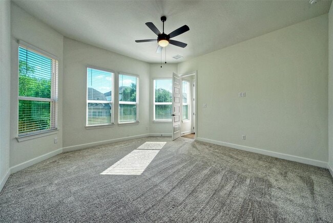 Building Photo - 245 Darley Oak Dr