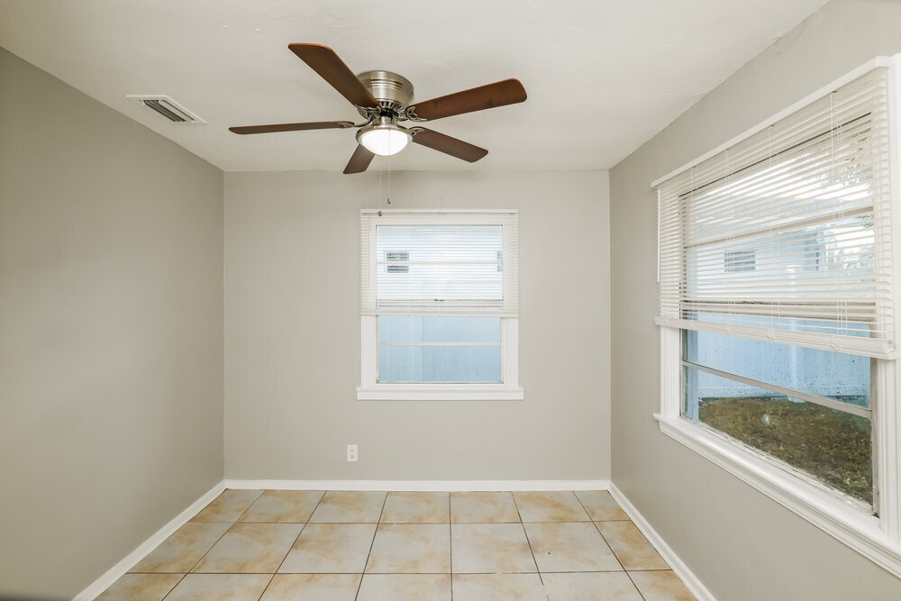 Building Photo - 4408 Vicliff Rd